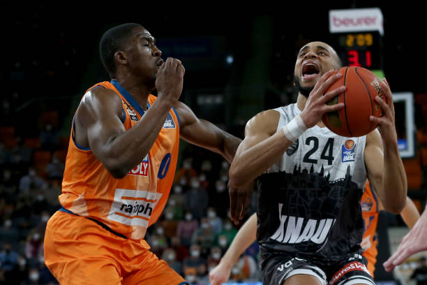 这一决策引 这一决策引